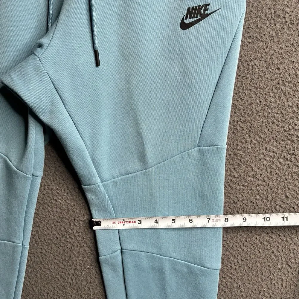 Nike tech fleece